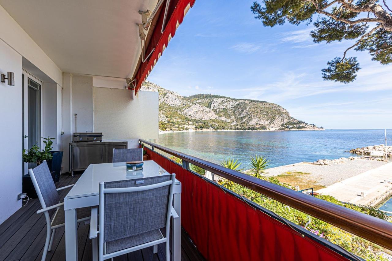 Bord De * Eze